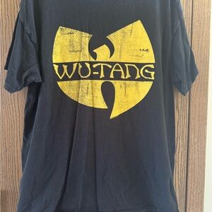 Black Graphic Logo T-Shirt in Yellow